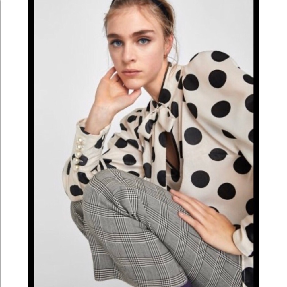 Zara Ecru  Black Polka dots